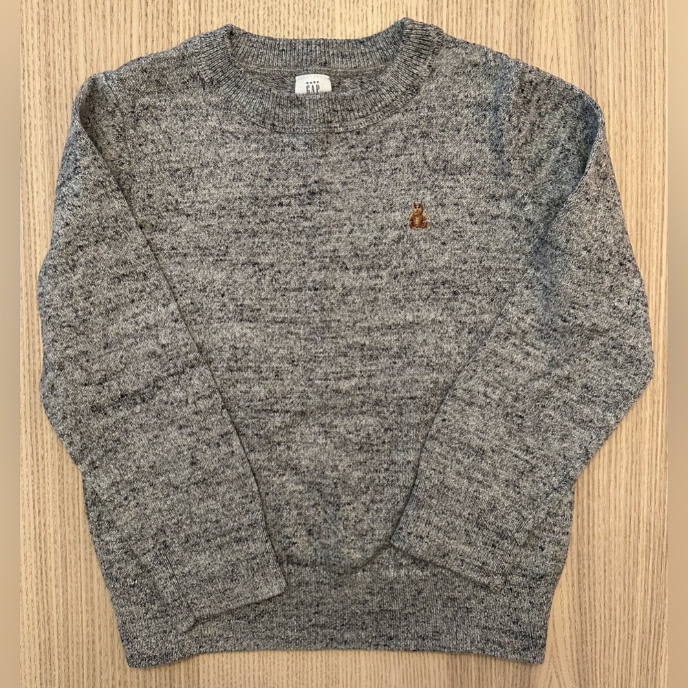 GAP Toddler Relaxed Crewneck Sweater in Gray Heather - Size 5T - EUC
